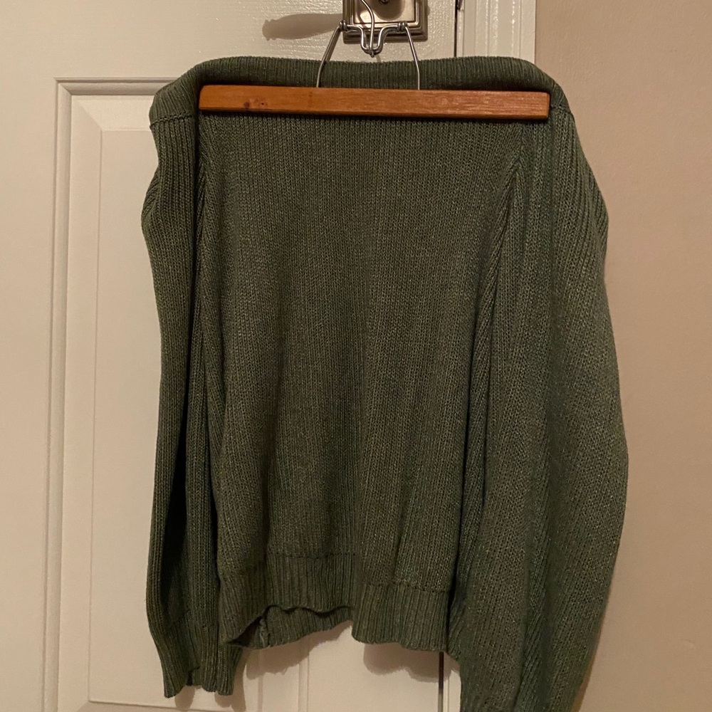 OFF THE SHOULDER SWEATER